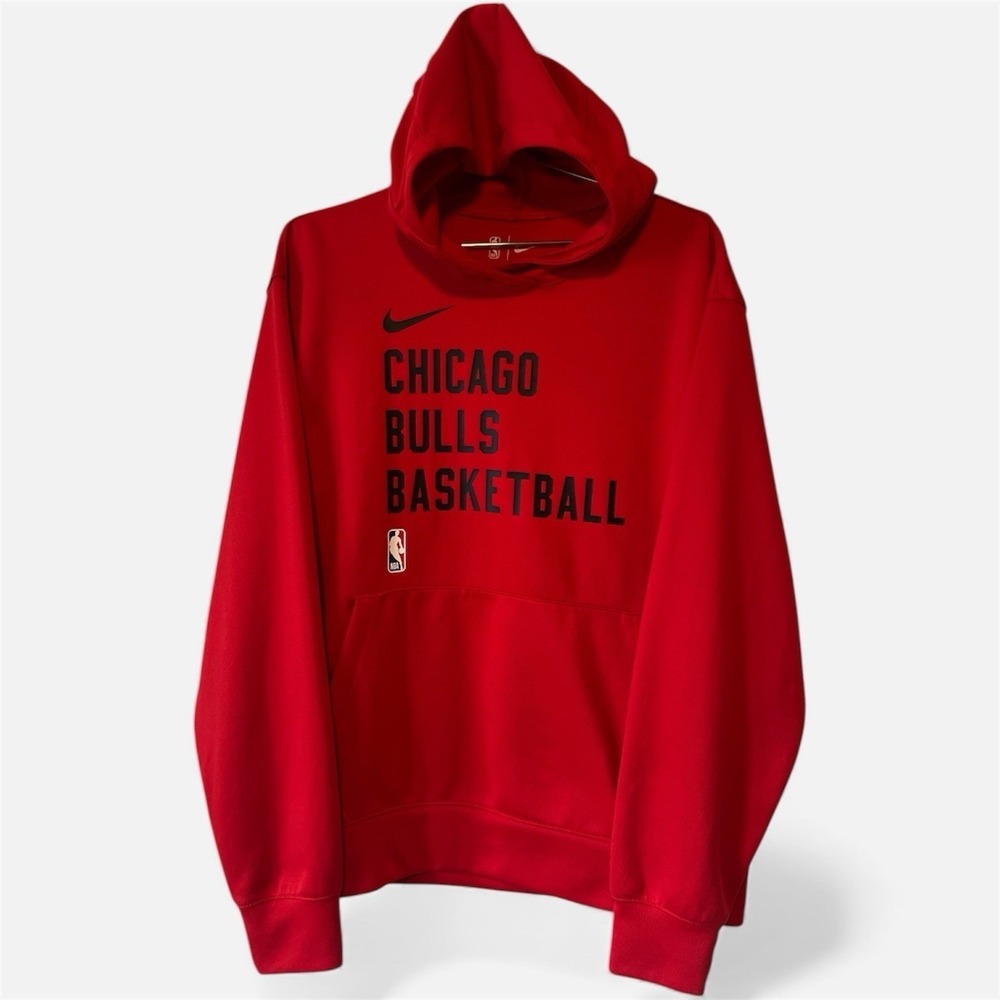 Nike Chicago Bulls Basketball Hoodie Red Dri-FIT NBA Pullover FB3683-657 Mens M